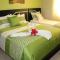 Hotel Tababela Land