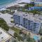 Siesta Sands Beach Resort 4th Floor with Elevator - Sarasota