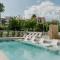 Instants Boutique Hotel