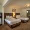 Lake N Pines Motel