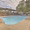 Cozy Branson Townhome 1 Mi to Silver Dollar City!