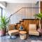 Tien Terrace Macalister