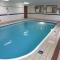 Super 8 by Wyndham Monmouth IL - Monmouth