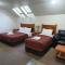 Rosewood Court Motel