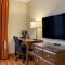 Quality Inn & Suites - Winkler