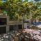 Apartment Complex Vetrina-Shared Pool