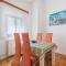 Apartment Complex Vetrina-Shared Pool