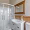 Historic Stonehouse & Alley Cottage - Sleeps 14 with spa pool