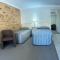 Crows Nest Motel