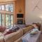 Filbert 17 - Meredith Lodging
