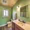 Cabin with Mtn View, 4 Mi to Massanutten Resort - ماسانوتين