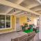 Near Golf and Entertainment! Gilbert Family Getaway