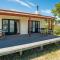 The Lakefront Gem - Wanaka Holiday Home