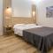 Hostal Manuela by gaiarooms