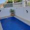 2 Bed-Sleeps 5-Private Pool-Pets-AirCon