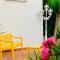 Sunny House, Chayofa