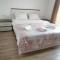 AristoCat Hotels Rasnov - 莱斯诺夫