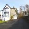 Great location, quiet yet 5 mins to Bowness centre with walks from the door and parking - Bowness-on-Windermere