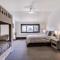 Stunning 4 bedroom condo Snowcloud base of Bachelor Gulch condo