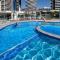 ULTIQA Beach Haven on Broadbeach - غولد كوست