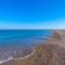 Seawater Villa - Luxury Pool Retreat - 150m Beach
