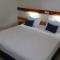 UzHan Beach Hotel - 比泰兹