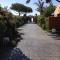 Casa Bungalows con jardín privado y piscina compa