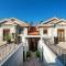 Santorini Apart