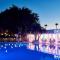 So White Boutique Suites