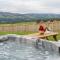 The Annexe, Luxury Property with Hot Tub at Pitilie Pods