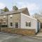 1 Rhys Terrace