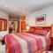 Village Townhome: Views, Location