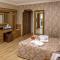 LAUR HOTELS Experience & Elegance