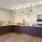 La Quinta Inn & Suites by Wyndham St Louis Route 66