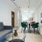 Phaedrus Living: Seaside Luxury Flat Lighthouse 69