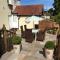 Fring House Apartment