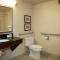 Ardmore Inn & Suites Ardmore