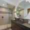 Cozy & Relaxing Indoor Outdoor Fireplace, Jacuzzi and BBQ grill