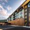 7 Cedars Hotel & Casino