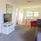 Snells Beach Motel