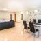 Apartments Ori