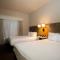 Hawthorn Suites by Wyndham-Oakland/Alameda