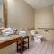 Comfort Suites Salem