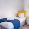City & Coast Swansea Home Sleeps 7