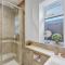 St Martins 2 Bedroom Apartments in Ruislip By 360 Stays