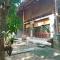 Jungle House