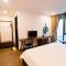Life Boutique Hotel