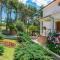 Apartments Pino Rabac
