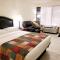 Simple Rewards Inn