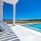 Seashore Villa - Luxury Beachfront - Pool & Sea View